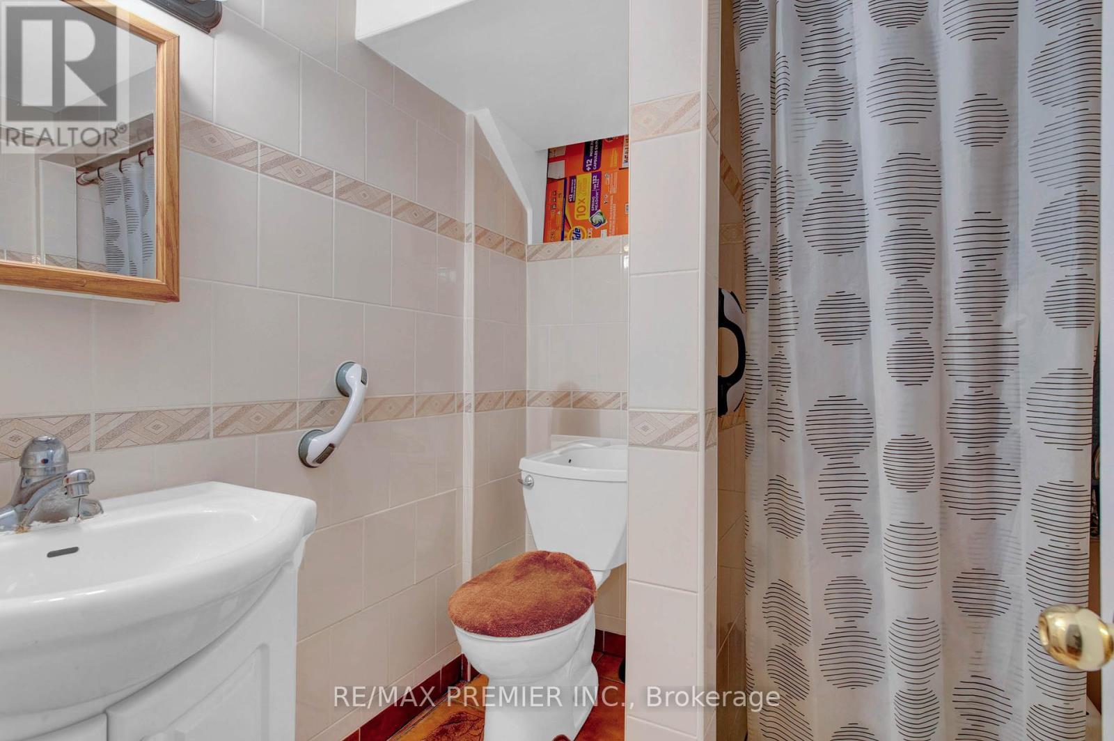 












349 KIPLING AVENUE

,
Toronto,




Ontario
M8V3K6

