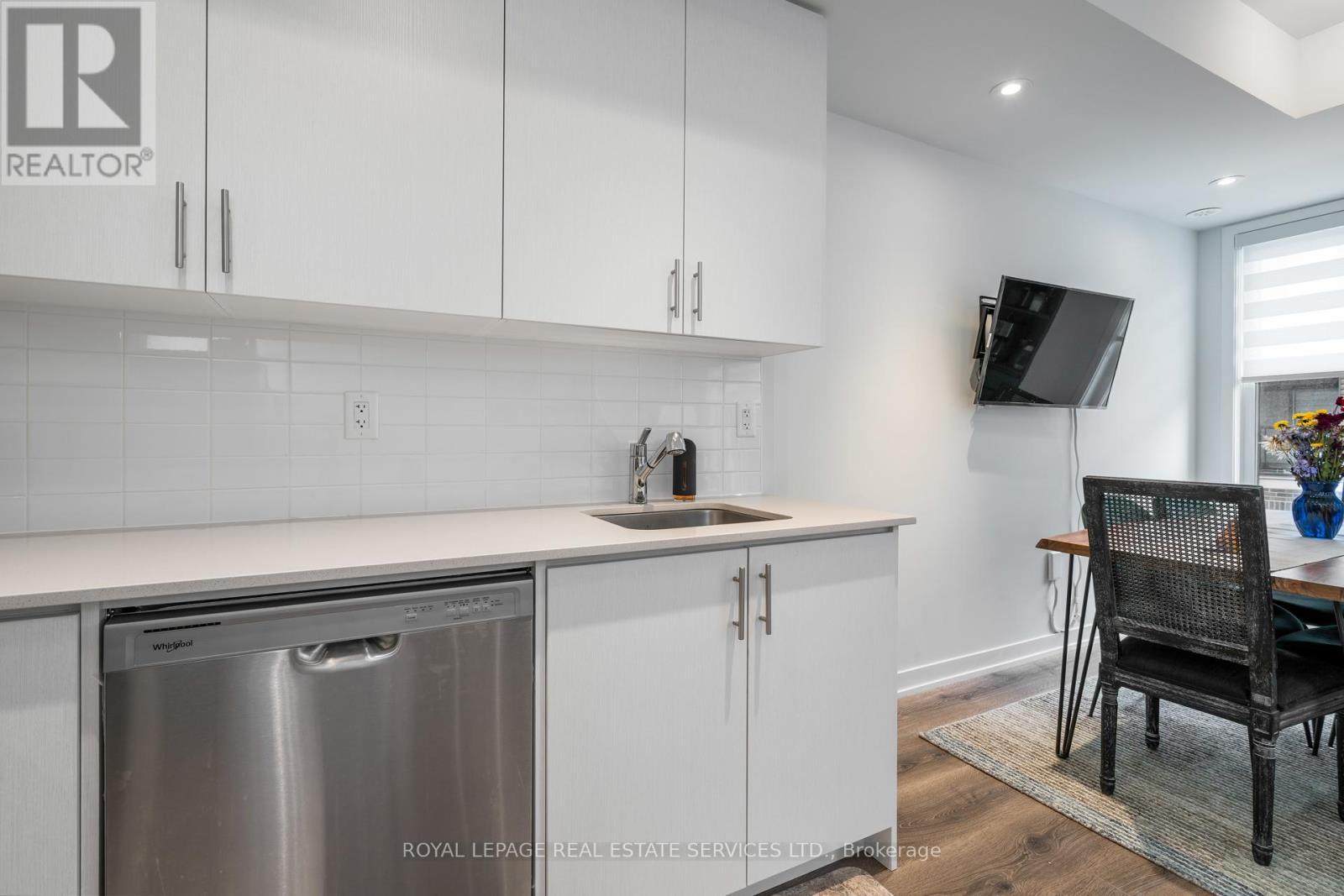 












13 - 3415 RIDGEWAY DRIVE

,
Mississauga,




Ontario
L5L0B4

