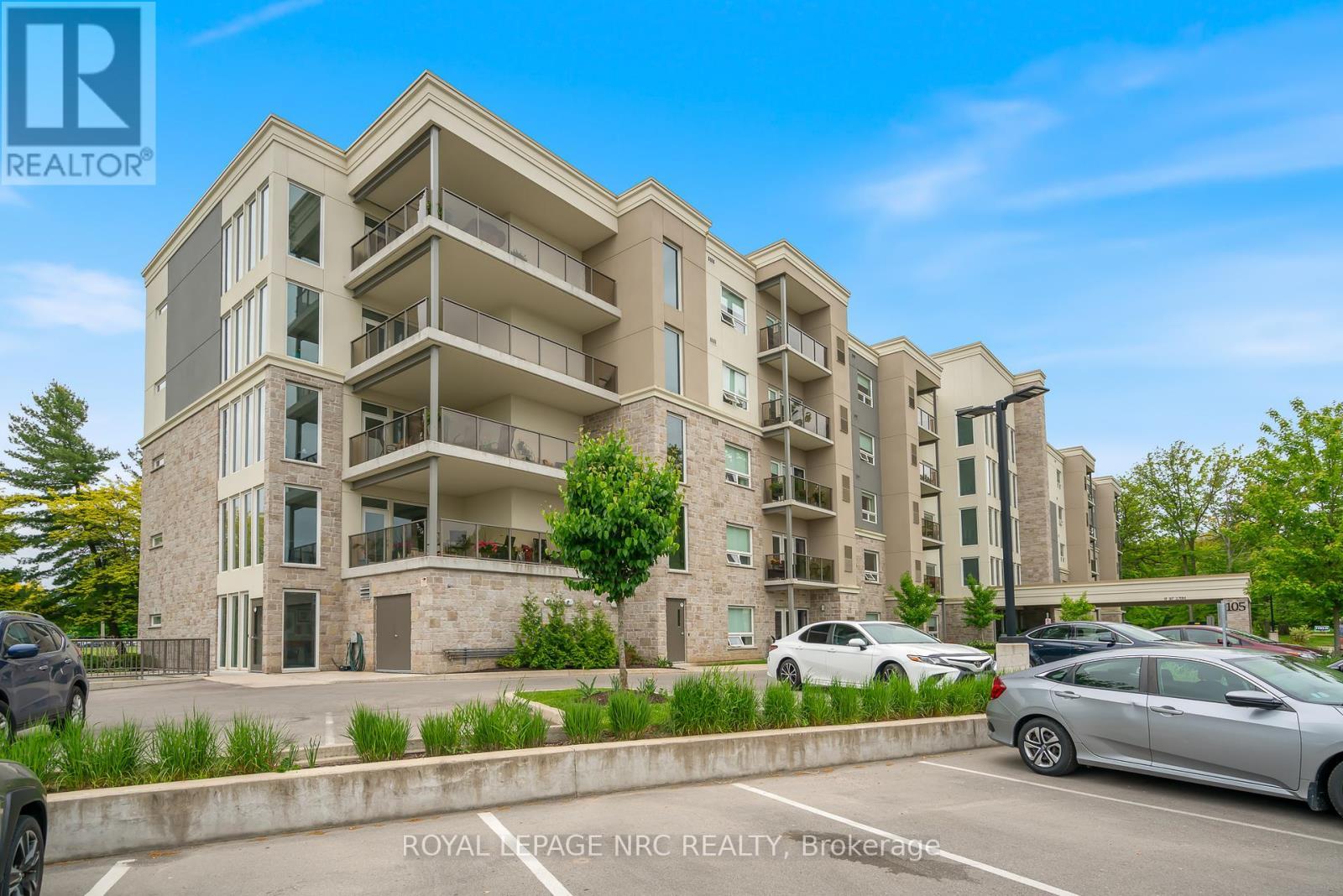 












401 - 105 VANSICKLE ROAD

,
St. Catharines (Rykert/Vansickle),




Ontario
L2S0G4

