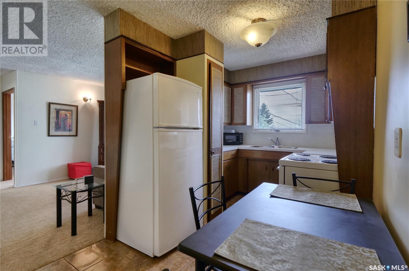












517 Brownlee STREET

,
Morse,




Saskatchewan
S0H3C0

