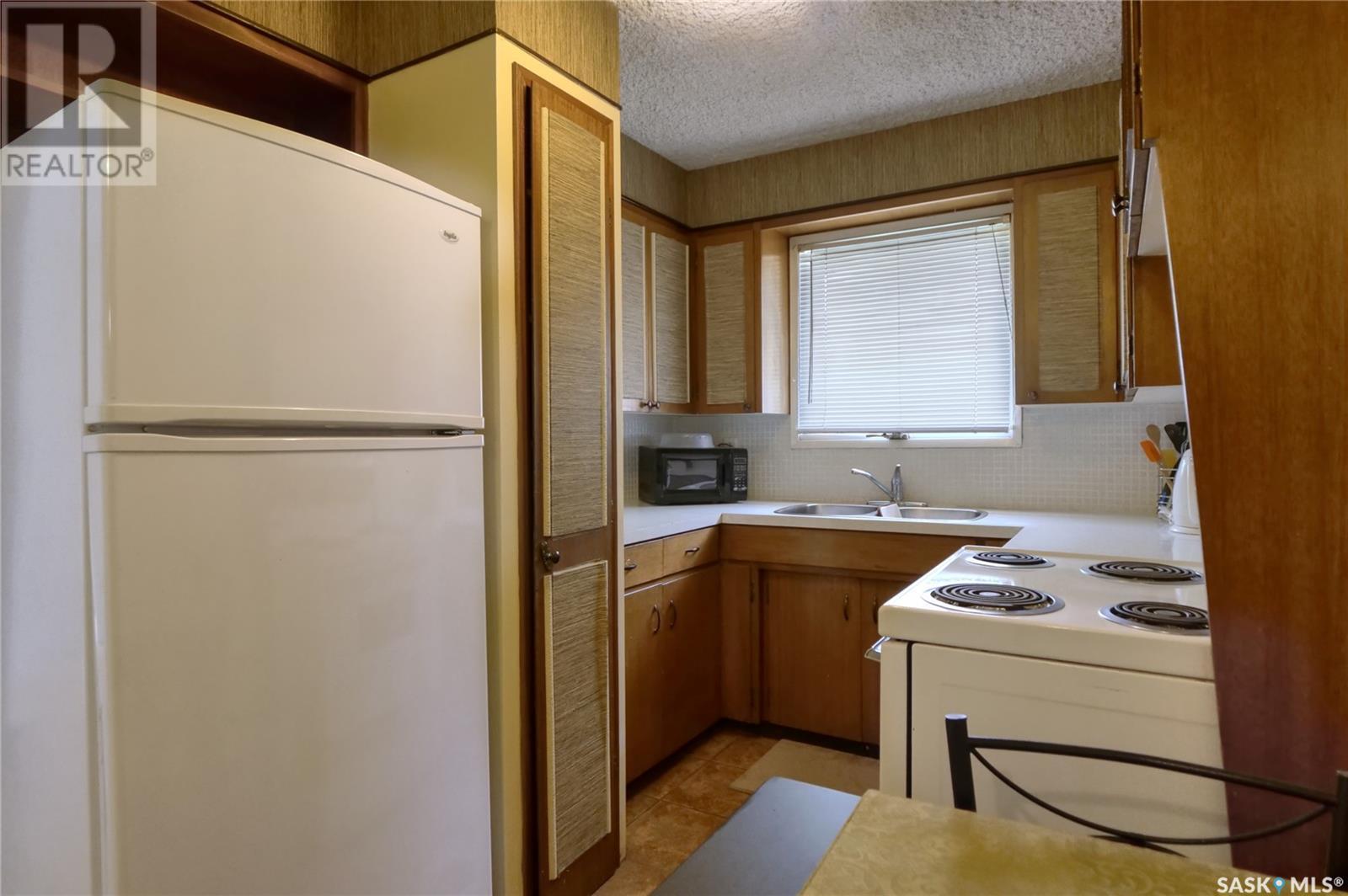 












517 Brownlee STREET

,
Morse,




Saskatchewan
S0H3C0

