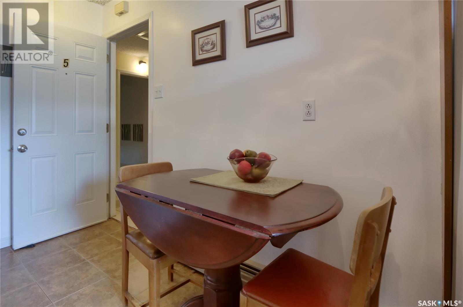 












517 Brownlee STREET

,
Morse,




Saskatchewan
S0H3C0

