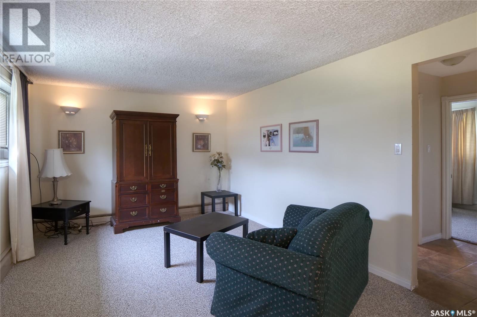 












517 Brownlee STREET

,
Morse,




Saskatchewan
S0H3C0

