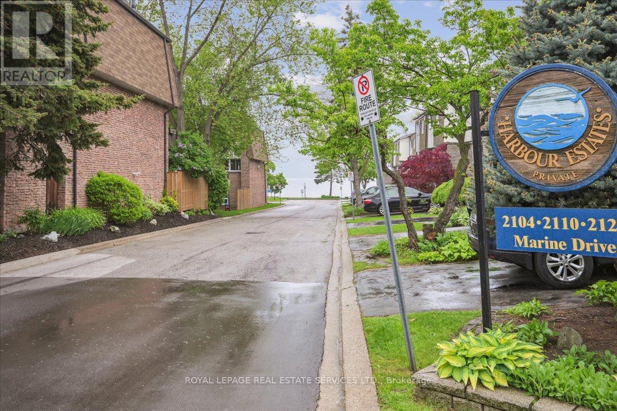 












10 - 2120 MARINE DRIVE

,
Oakville,




Ontario
L6L1B7

