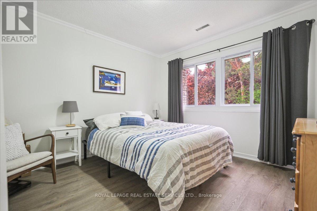 












10 - 2120 MARINE DRIVE

,
Oakville,




Ontario
L6L1B7

