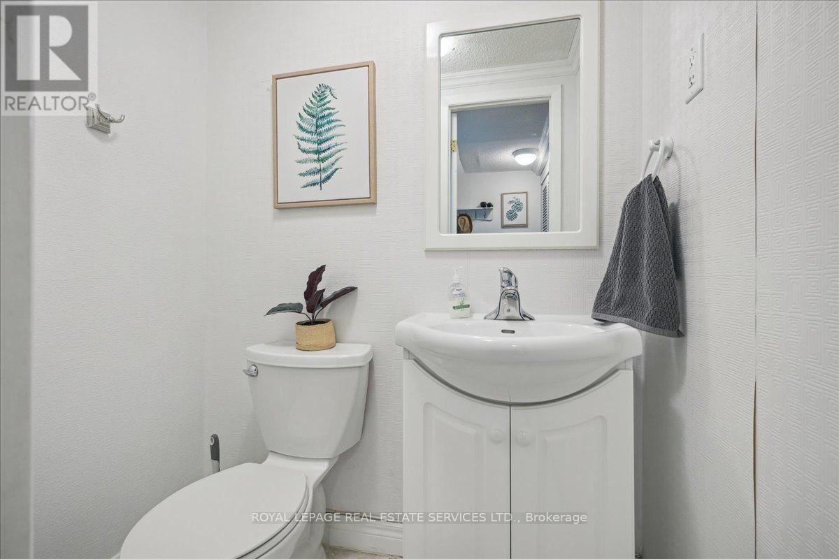 












10 - 2120 MARINE DRIVE

,
Oakville,




Ontario
L6L1B7

