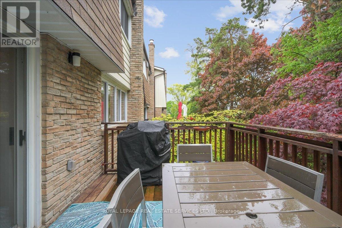 












10 - 2120 MARINE DRIVE

,
Oakville,




Ontario
L6L1B7

