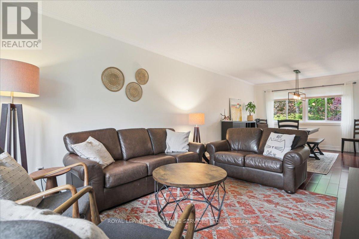 












10 - 2120 MARINE DRIVE

,
Oakville,




Ontario
L6L1B7


