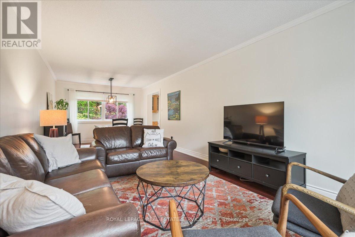 












10 - 2120 MARINE DRIVE

,
Oakville,




Ontario
L6L1B7

