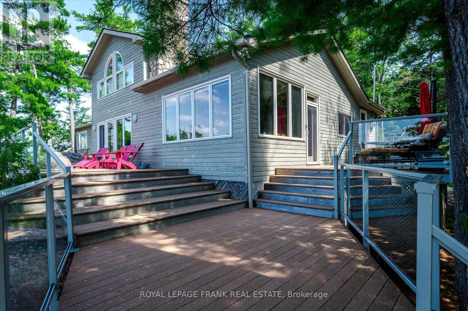 












484 JUNIPER ISLAND

,
Douro-Dummer,




Ontario
K0L2C0

