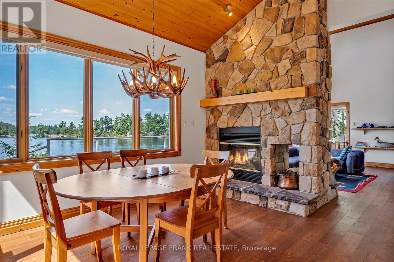 












484 JUNIPER ISLAND

,
Douro-Dummer,




Ontario
K0L2C0

