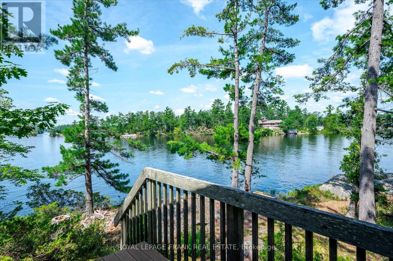 












484 JUNIPER ISLAND

,
Douro-Dummer,




Ontario
K0L2C0


