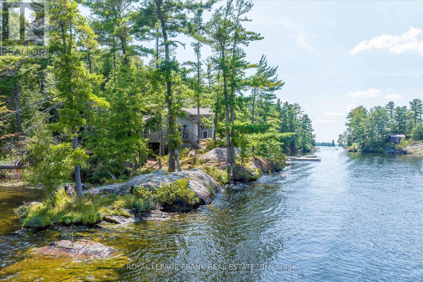 












484 JUNIPER ISLAND

,
Douro-Dummer,




Ontario
K0L2C0

