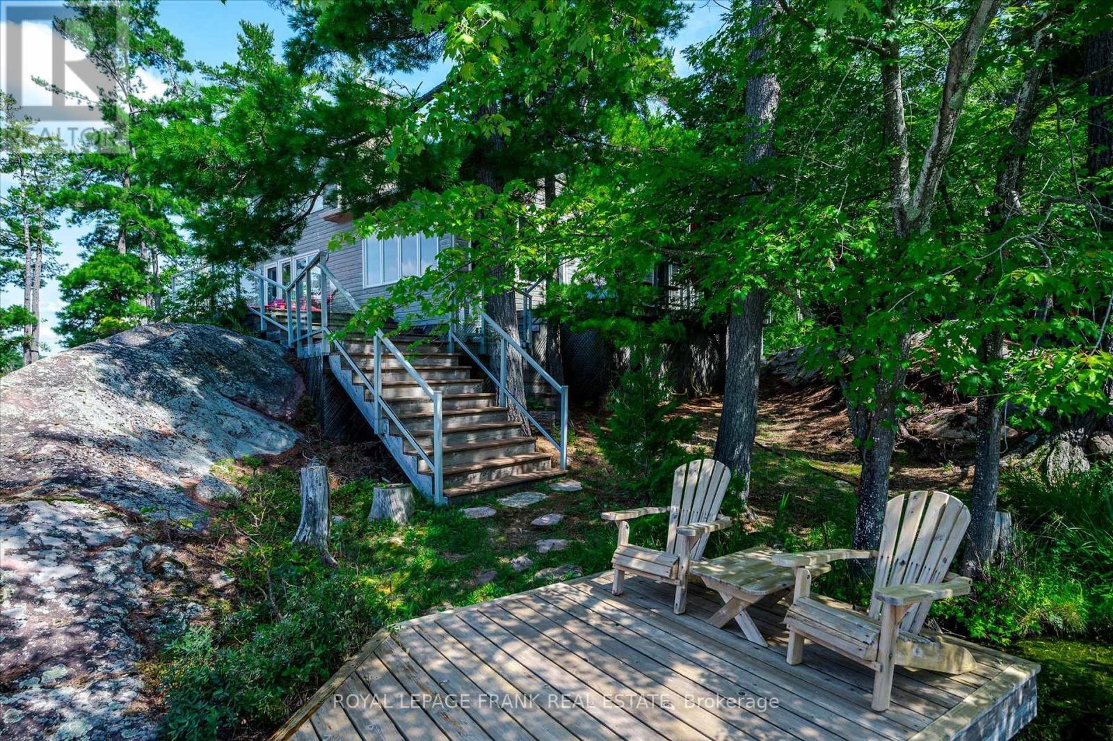 












484 JUNIPER ISLAND

,
Douro-Dummer,




Ontario
K0L2C0

