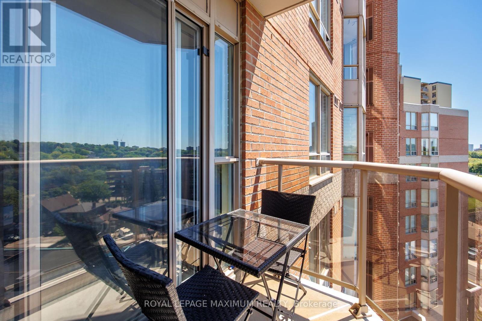 












807 - 2088 LAWRENCE AVENUE W

,
Toronto,




Ontario
M9N2Z9


