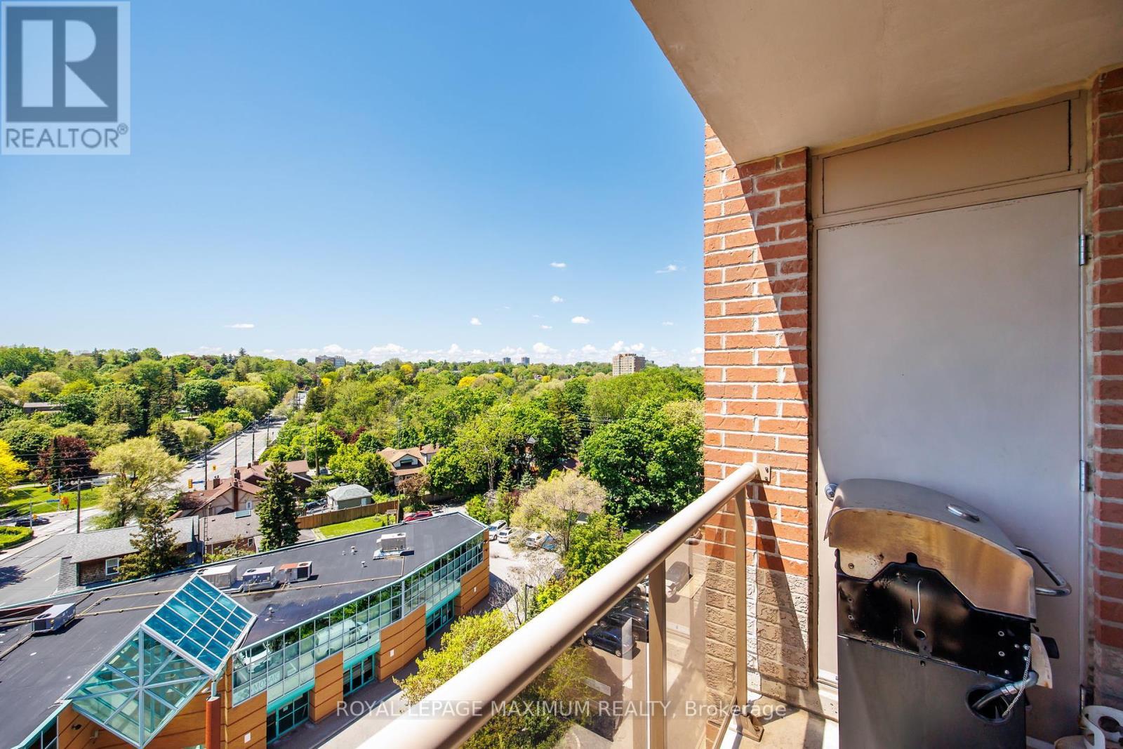 












807 - 2088 LAWRENCE AVENUE W

,
Toronto,




Ontario
M9N2Z9

