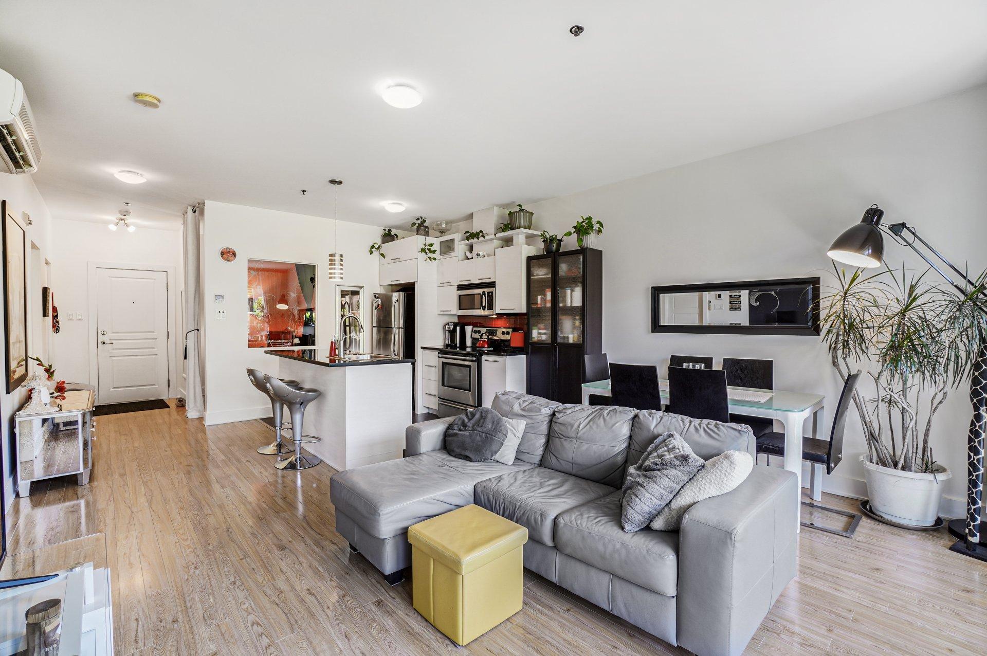 









1005


Rue des Francs-Bourgeois

, 111,
Boisbriand,




QC
J7H0H6

