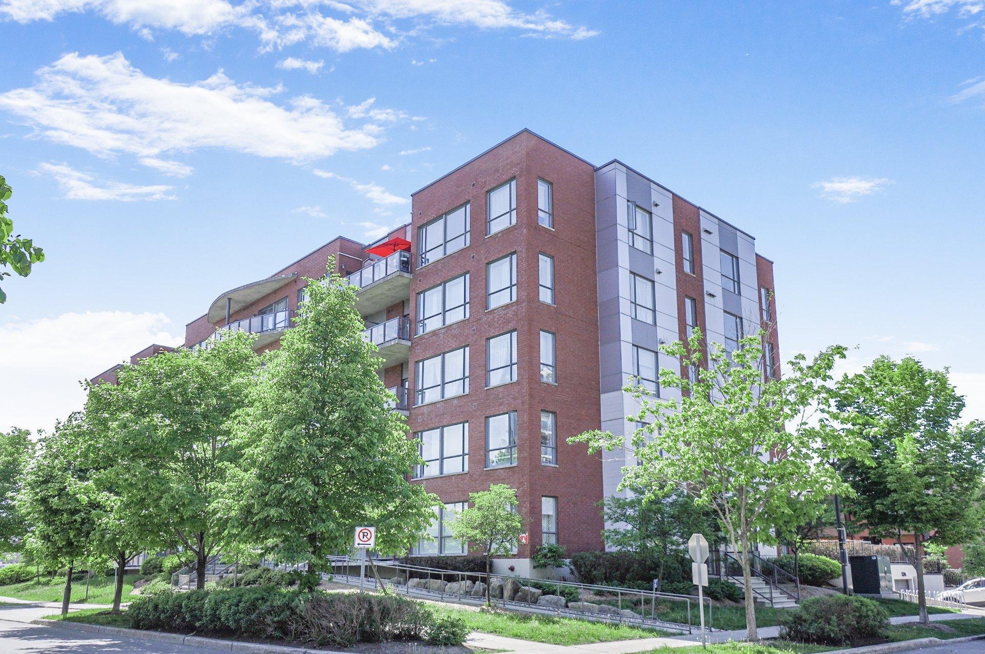 









1005


Rue des Francs-Bourgeois

, 111,
Boisbriand,




QC
J7H0H6


