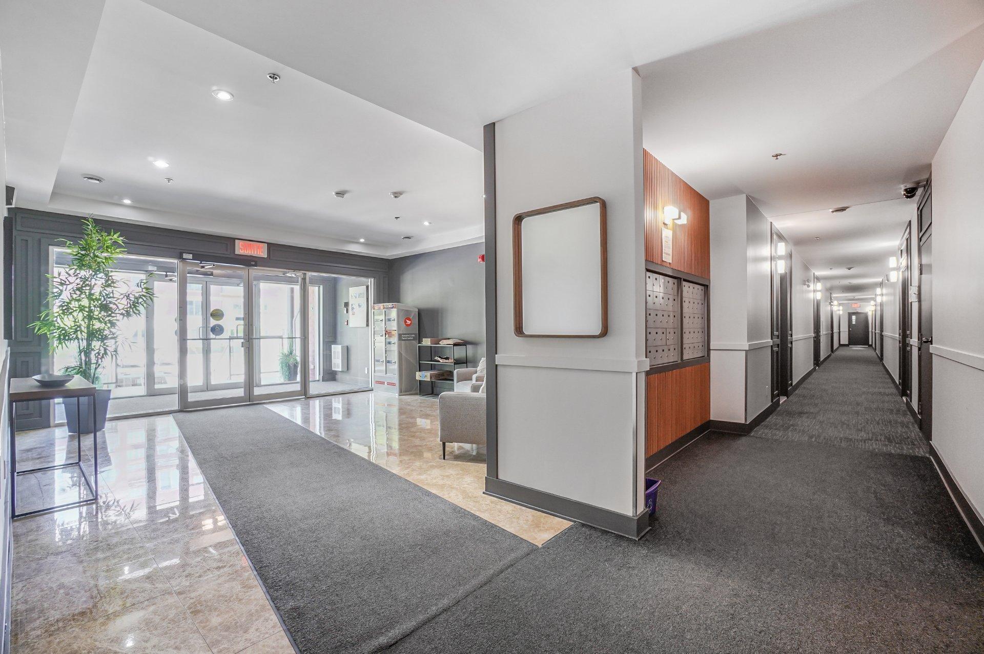 









1005


Rue des Francs-Bourgeois

, 111,
Boisbriand,




QC
J7H0H6

