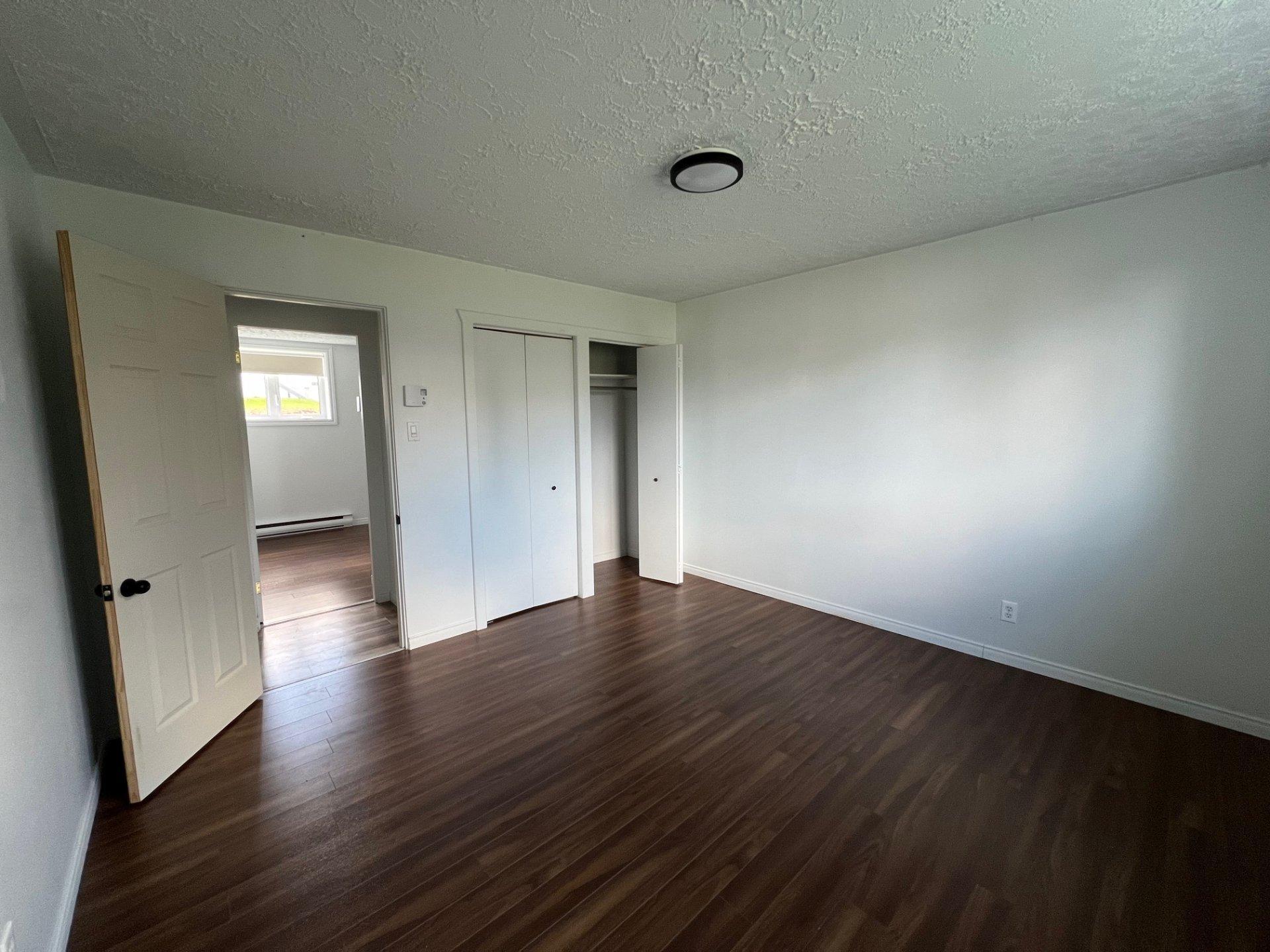 









67

 - 67C


5e Avenue N.

,
Chapais,




QC
G0W1H0

