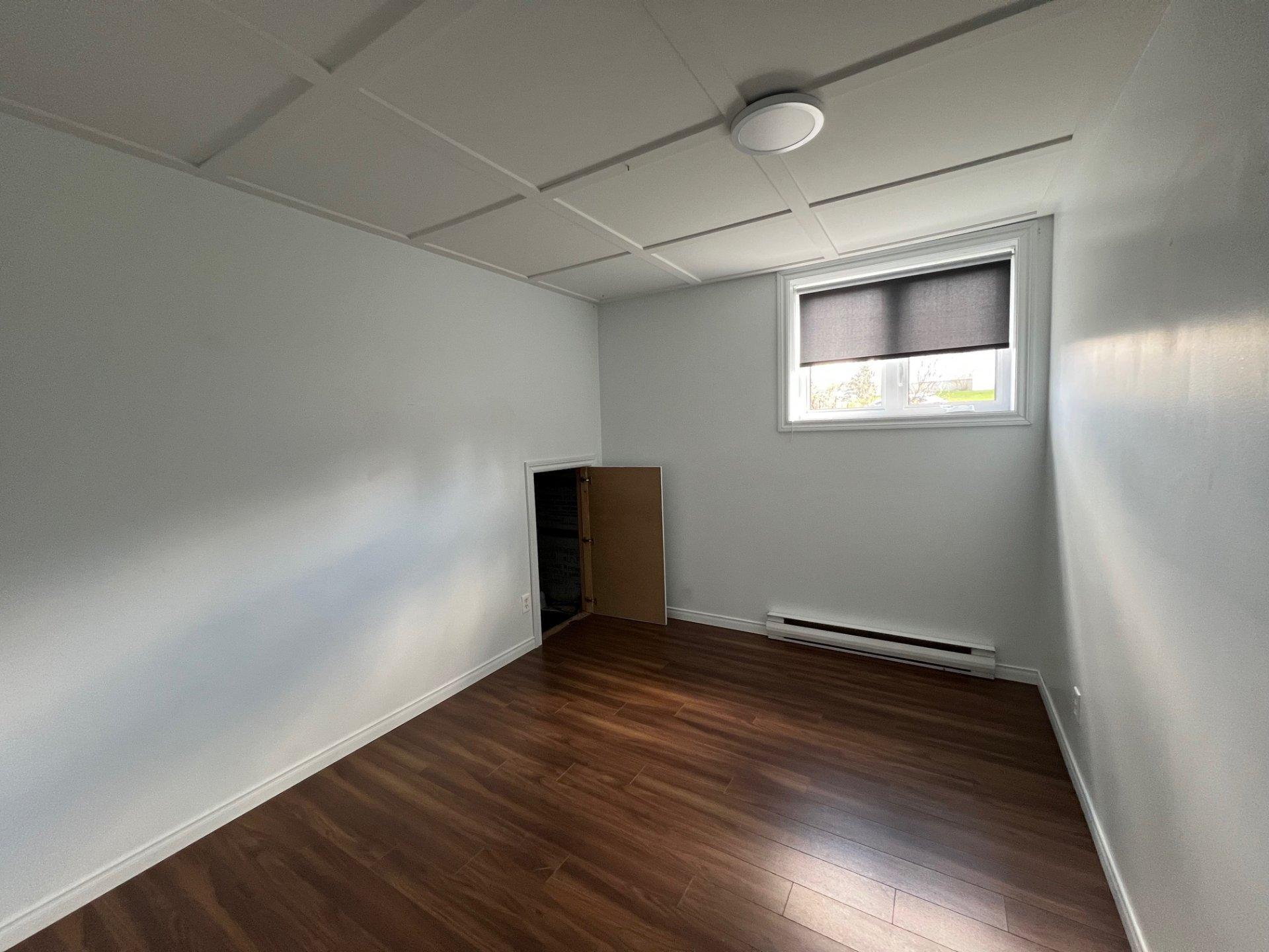 









67

 - 67C


5e Avenue N.

,
Chapais,




QC
G0W1H0

