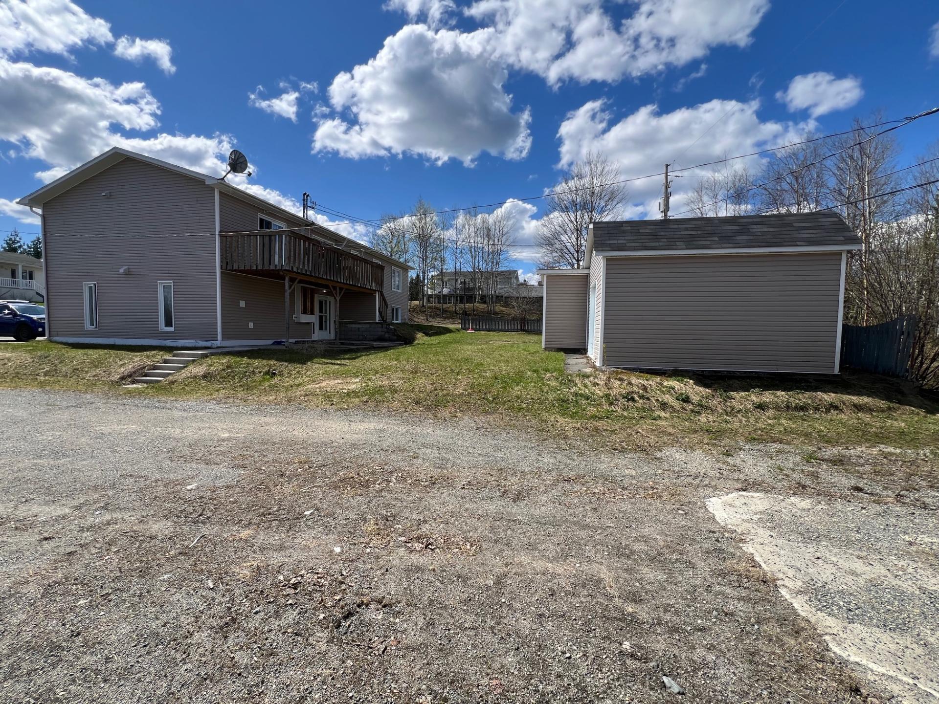 









67

 - 67C


5e Avenue N.

,
Chapais,




QC
G0W1H0

