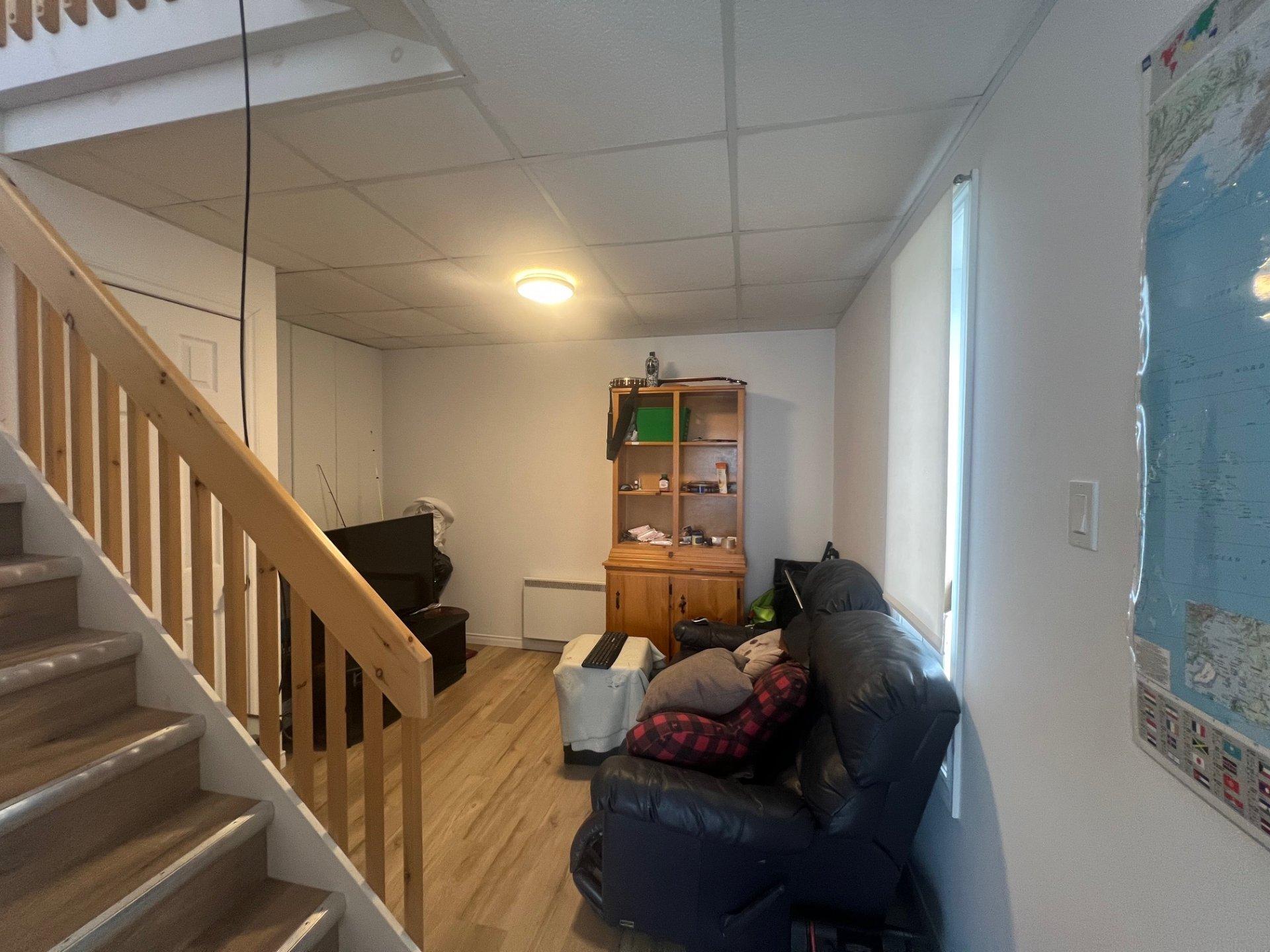









67

 - 67C


5e Avenue N.

,
Chapais,




QC
G0W1H0

