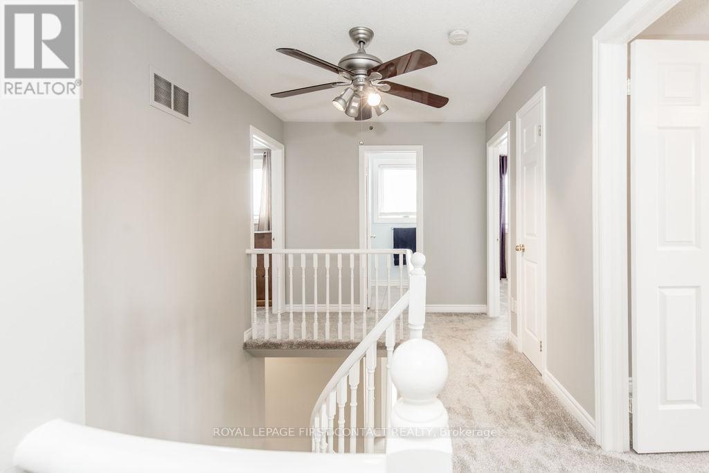 












87 STOLLAR BOULEVARD

,
Barrie,




Ontario
L4M6N3

