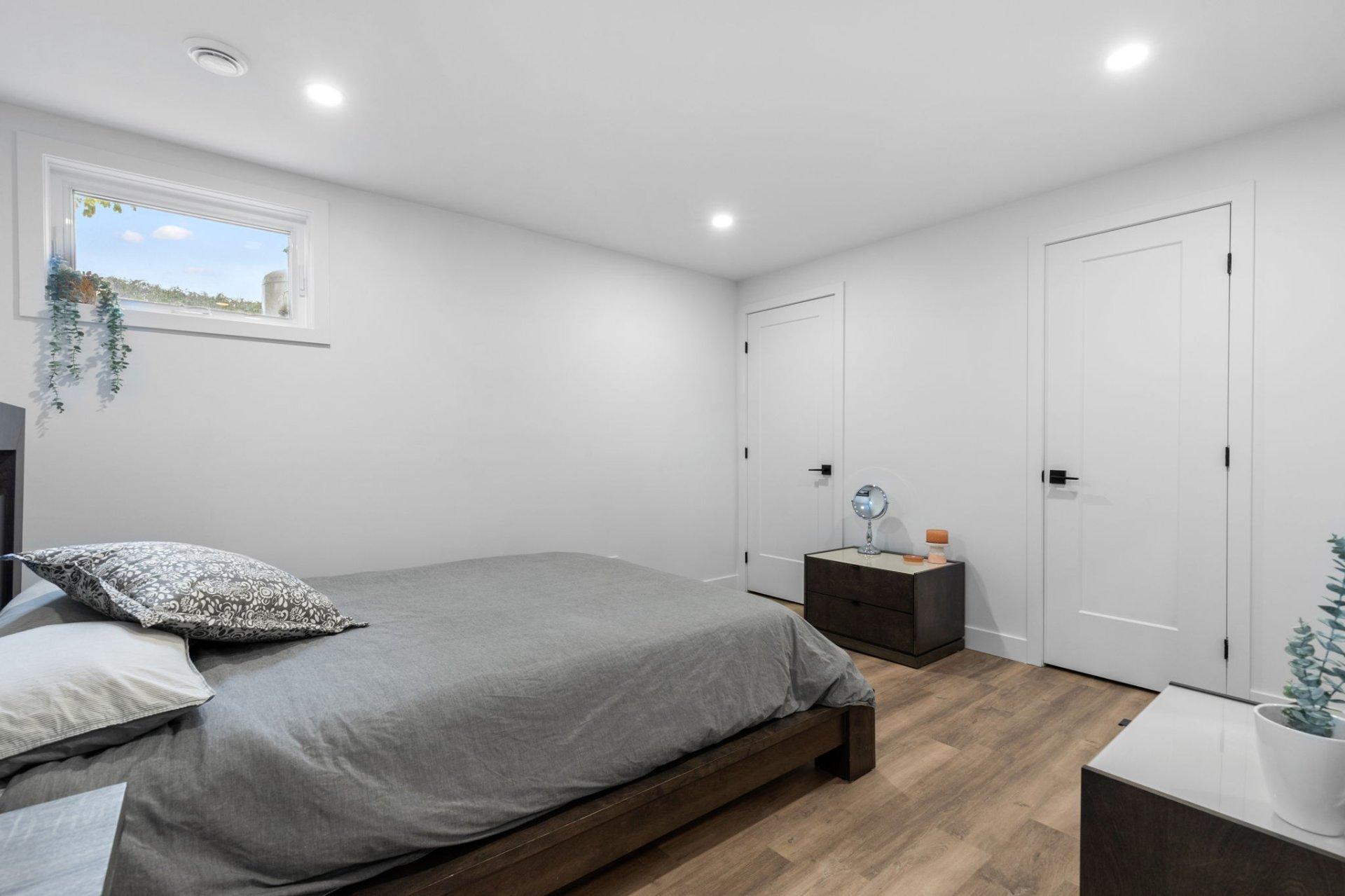 









568


Av. Jeanne-d'Arc

,
Saint-Jean-sur-Richelieu,




QC
J2X4P8

