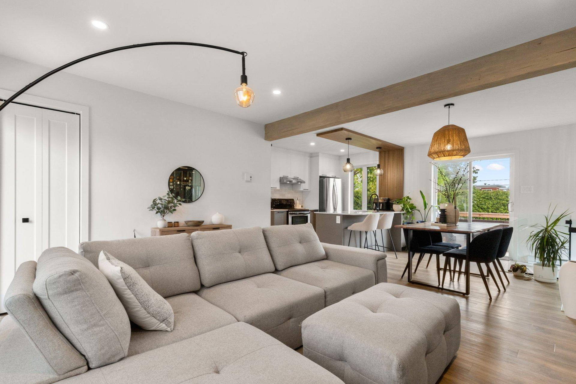 









568


Av. Jeanne-d'Arc

,
Saint-Jean-sur-Richelieu,




QC
J2X4P8

