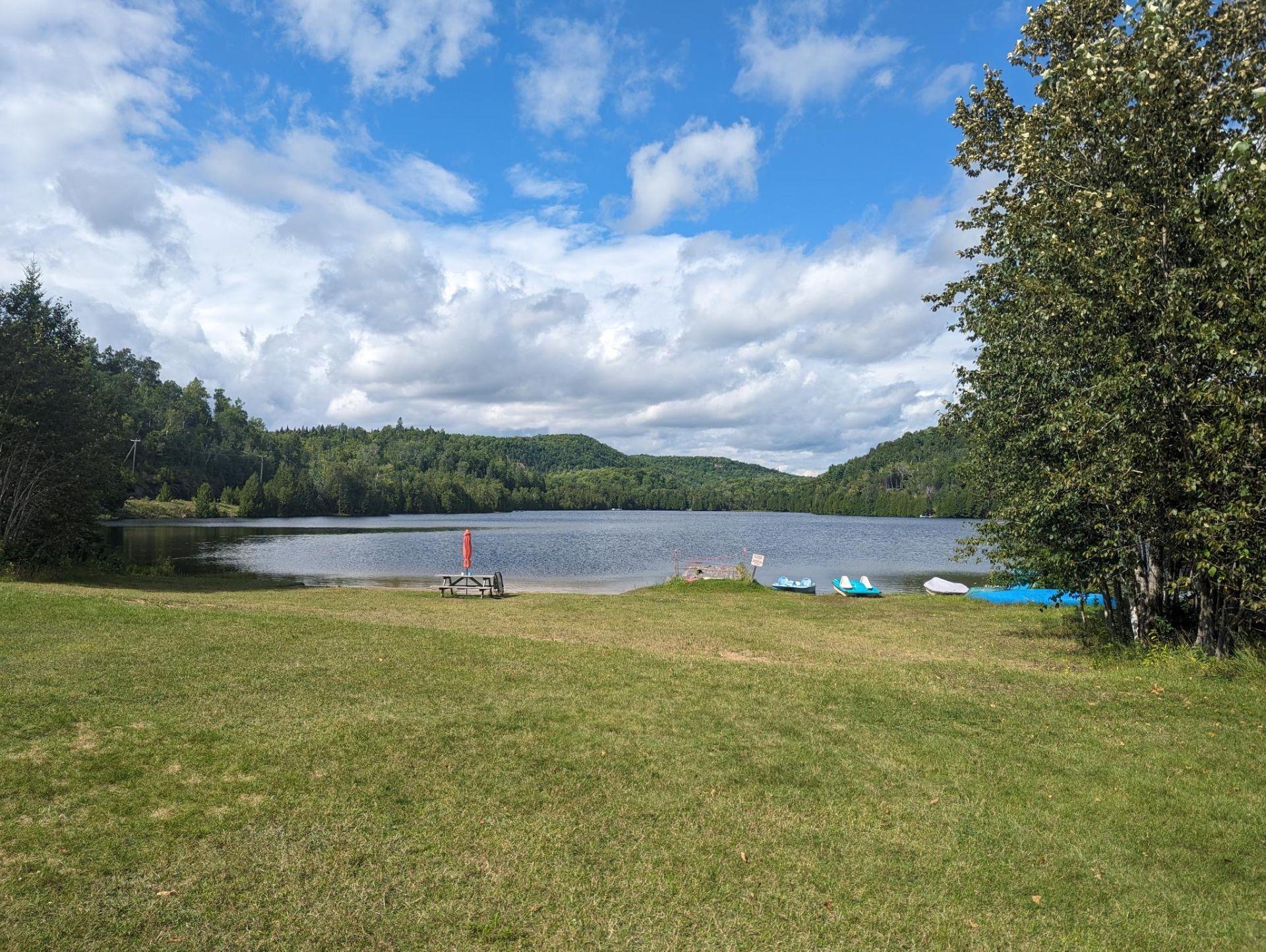 












Ch. du Domaine-du-Lac-Grenville

,
Grenville-sur-la-Rouge,







QC
J0V1B0

