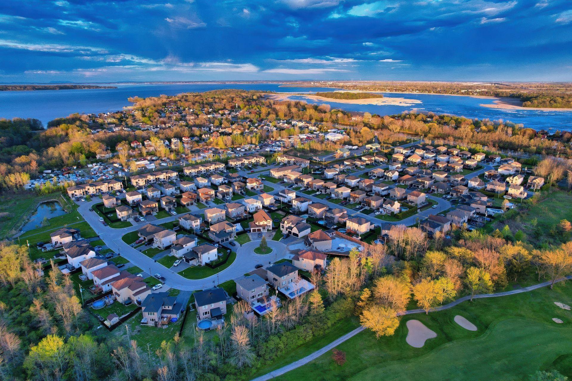 









115


Rue du Manoir

,
Pointe-des-Cascades,




QC
J0P1M0

