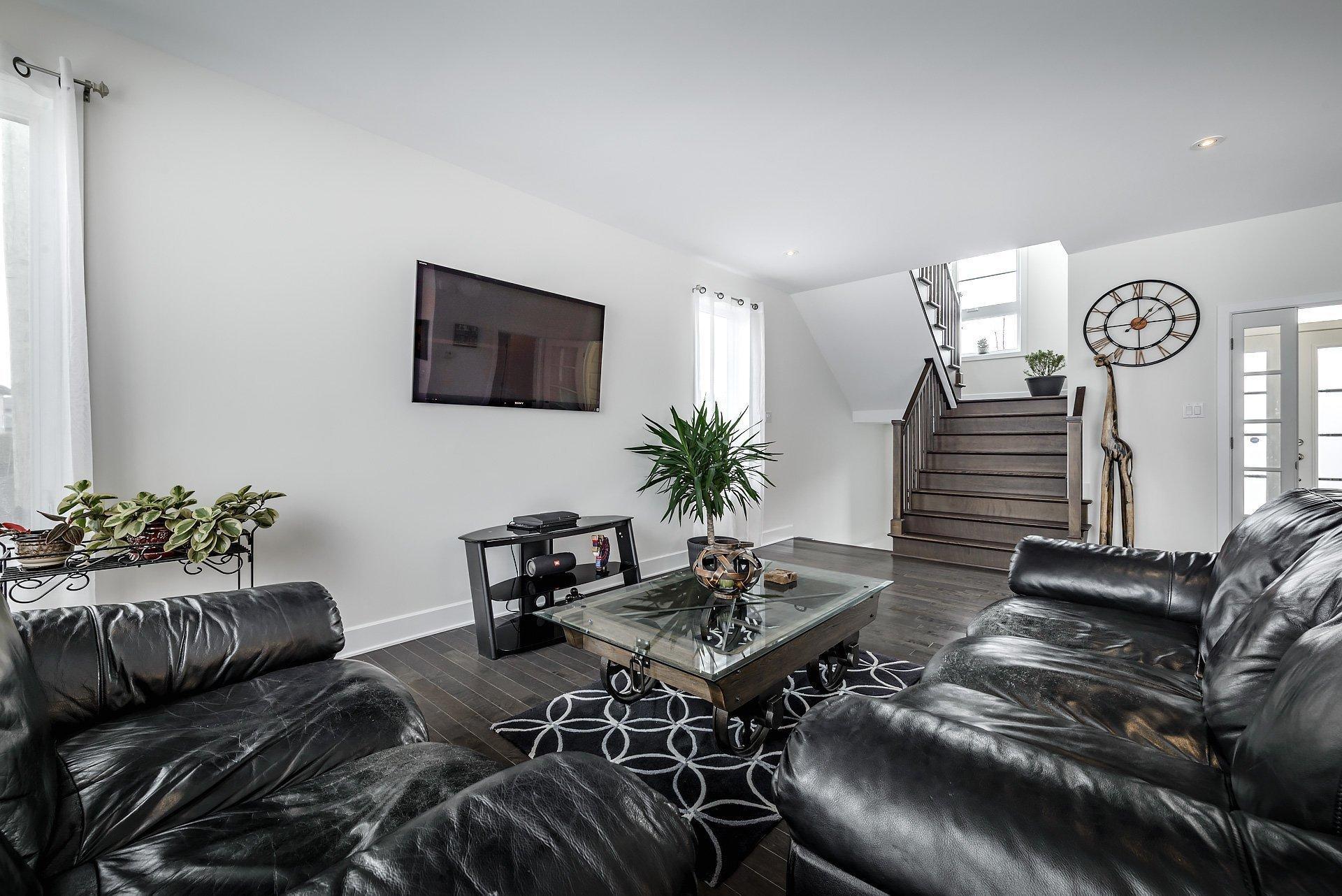









115


Rue du Manoir

,
Pointe-des-Cascades,




QC
J0P1M0

