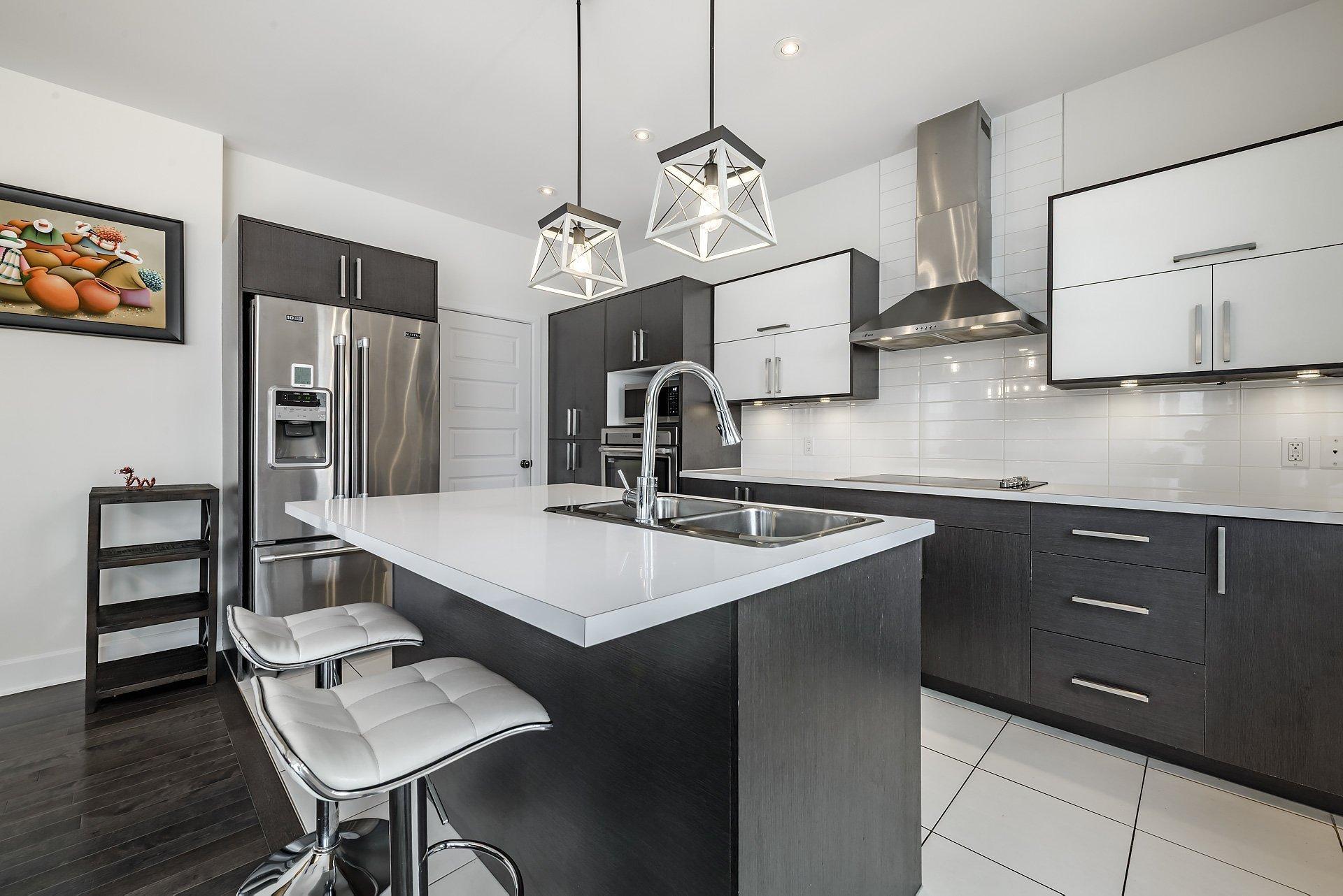 









115


Rue du Manoir

,
Pointe-des-Cascades,




QC
J0P1M0

