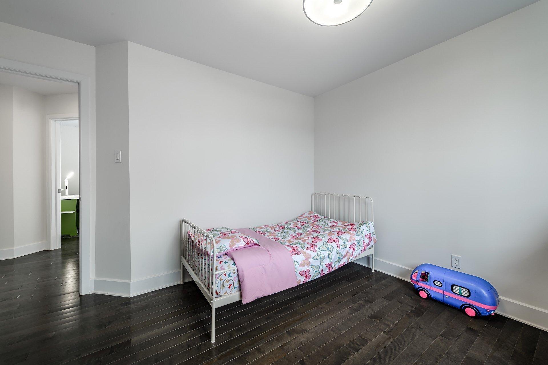 









115


Rue du Manoir

,
Pointe-des-Cascades,




QC
J0P1M0

