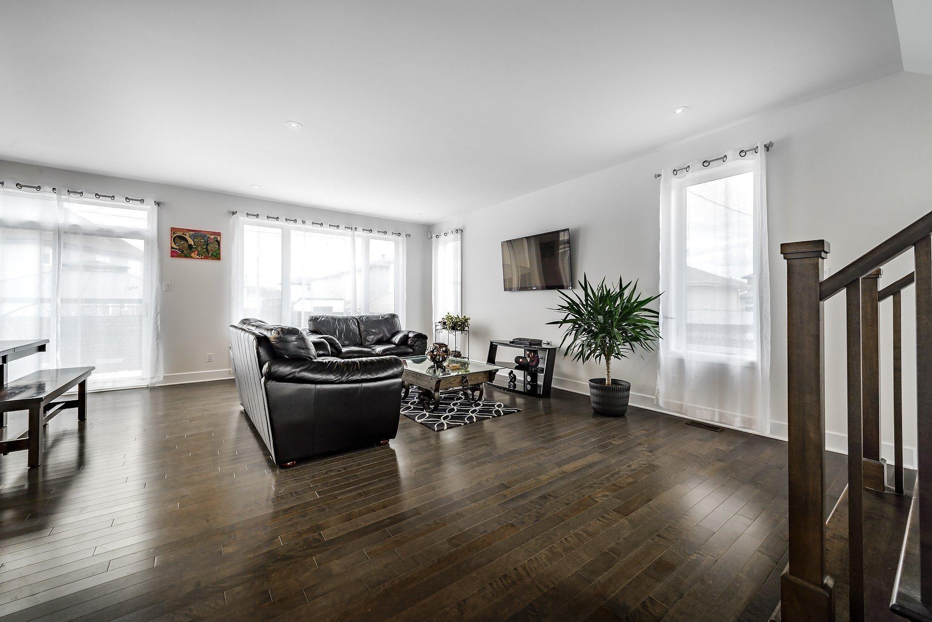 









115


Rue du Manoir

,
Pointe-des-Cascades,




QC
J0P1M0


