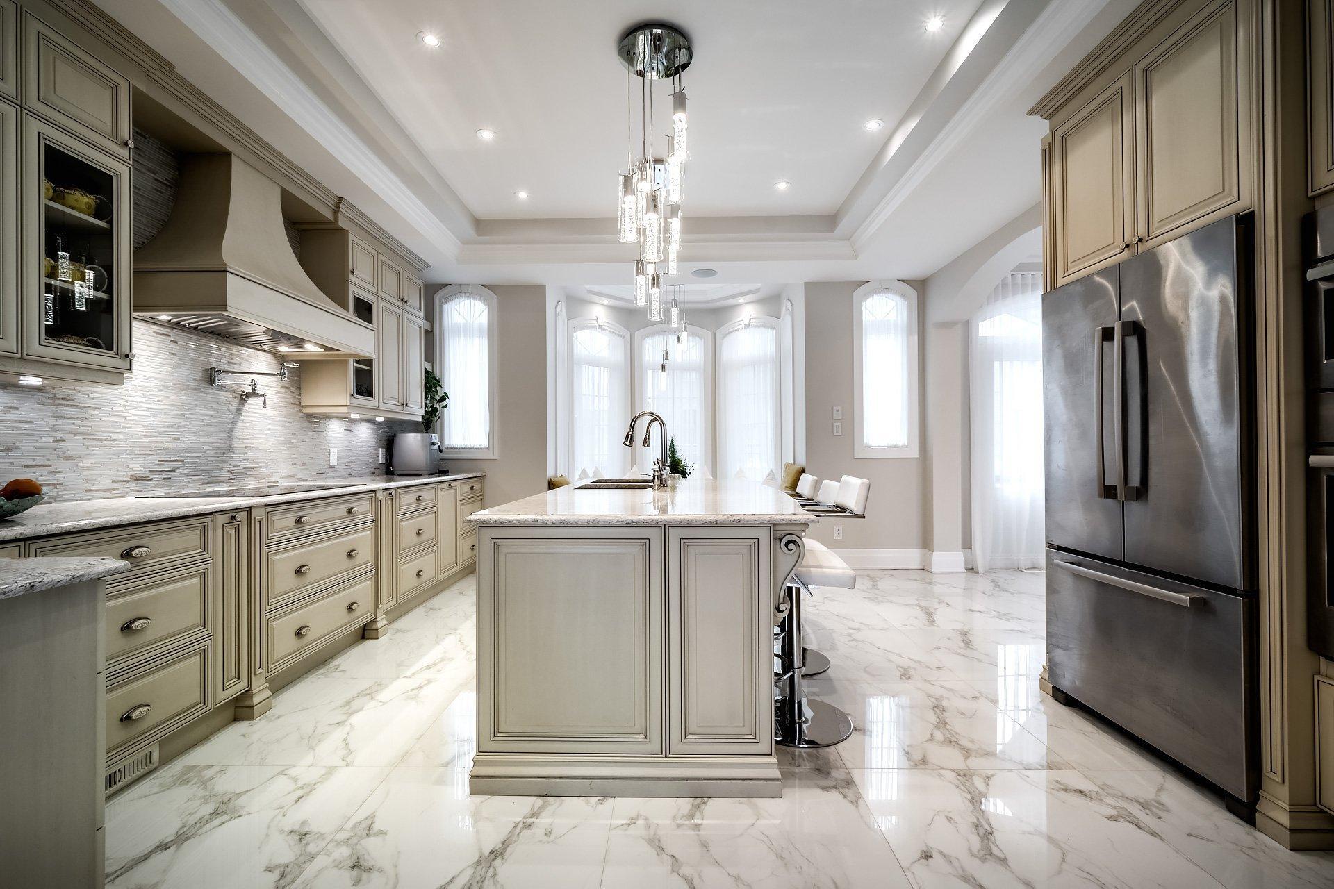 









5639


Av. Wolseley

,
Côte-Saint-Luc,




QC
H4W2L4

