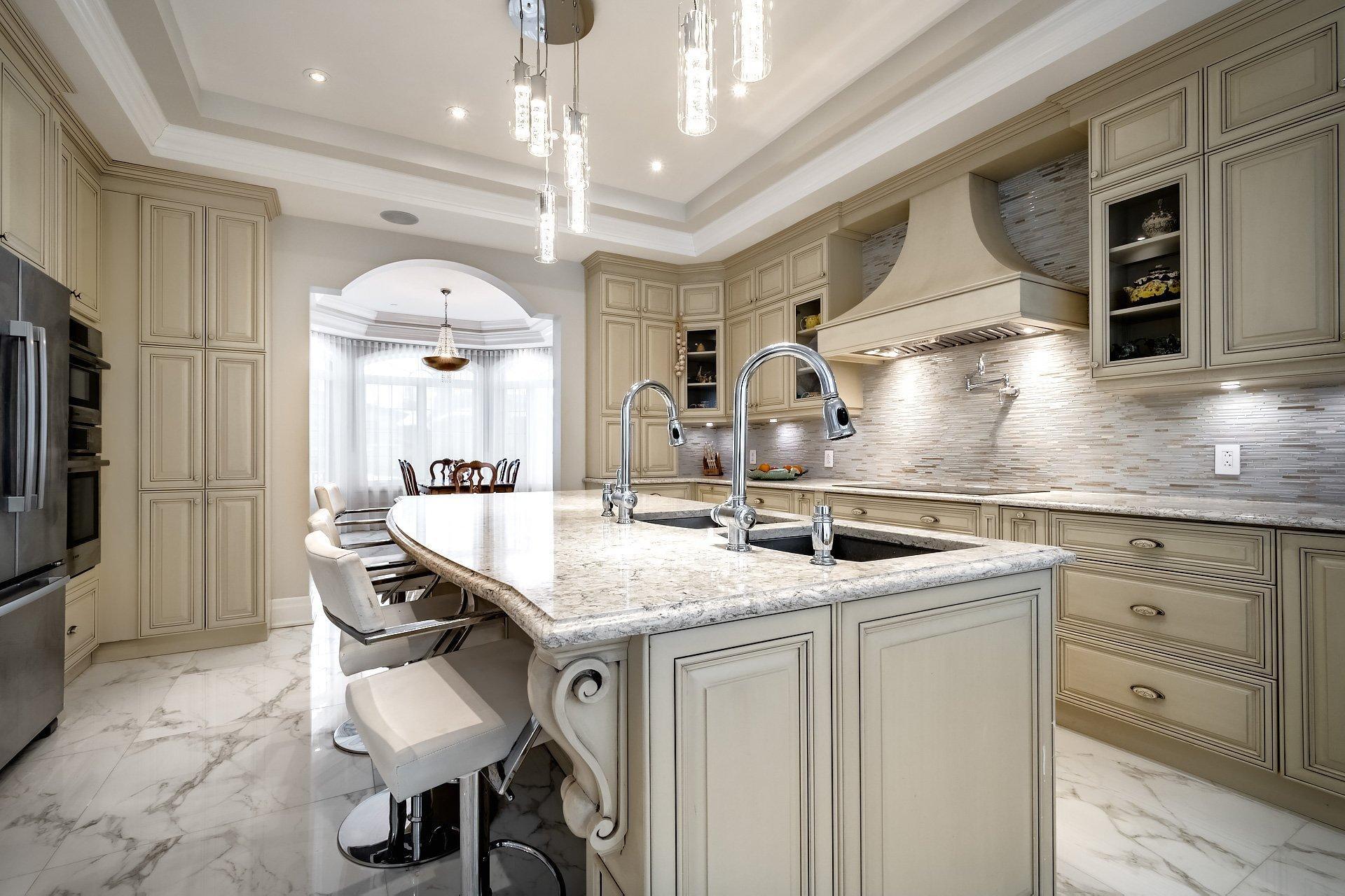 









5639


Av. Wolseley

,
Côte-Saint-Luc,




QC
H4W2L4

