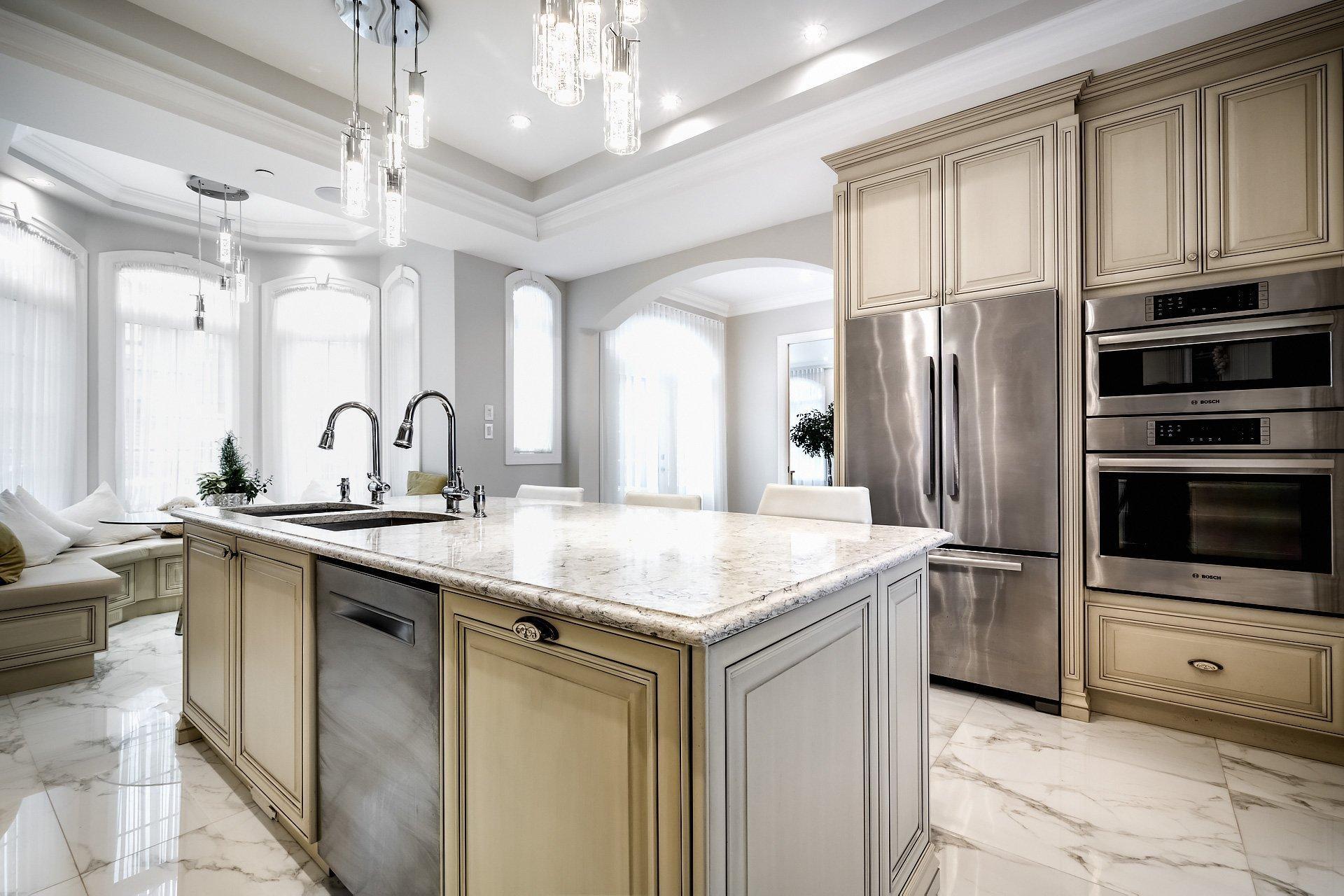 









5639


Av. Wolseley

,
Côte-Saint-Luc,




QC
H4W2L4

