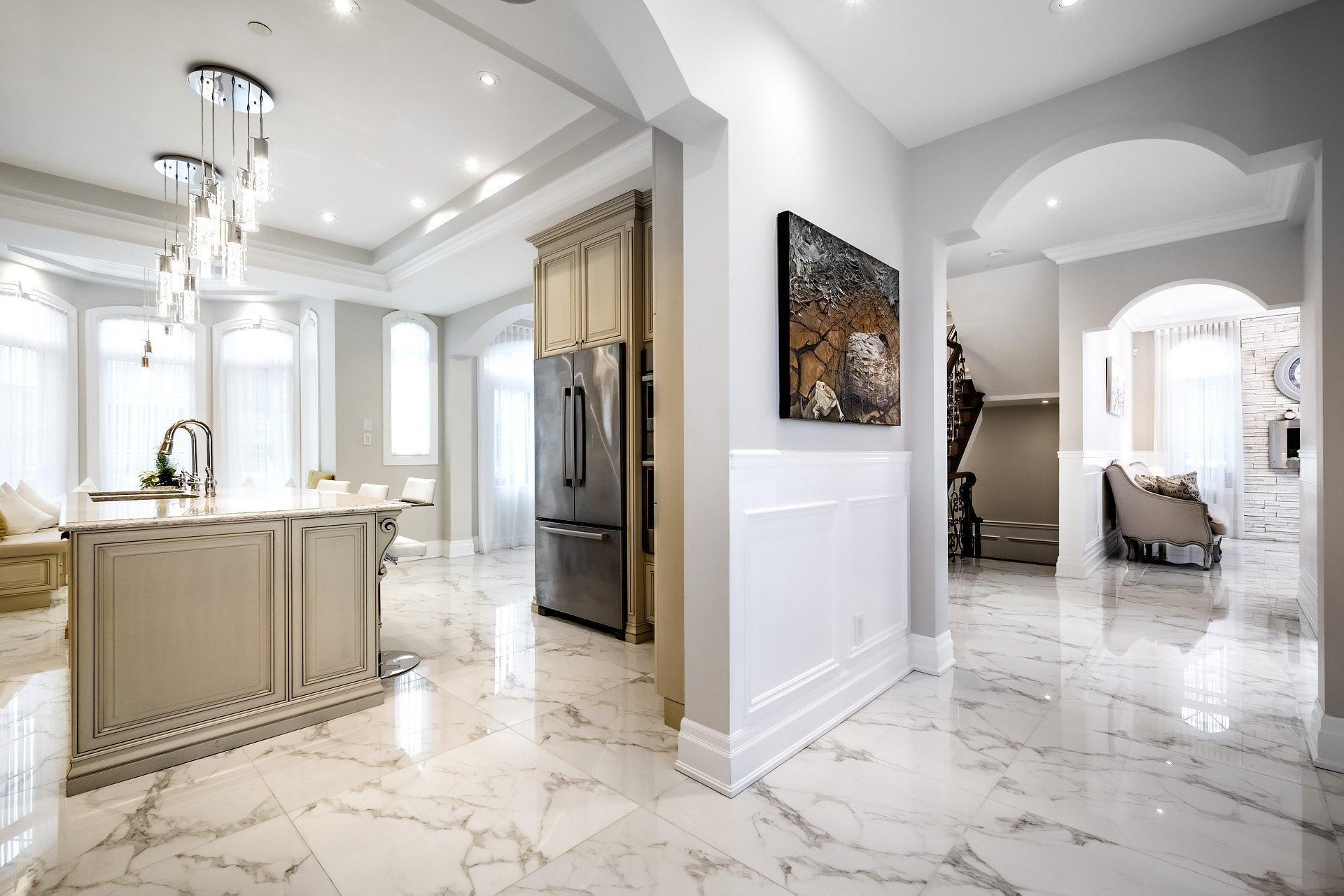 









5639


Av. Wolseley

,
Côte-Saint-Luc,




QC
H4W2L4


