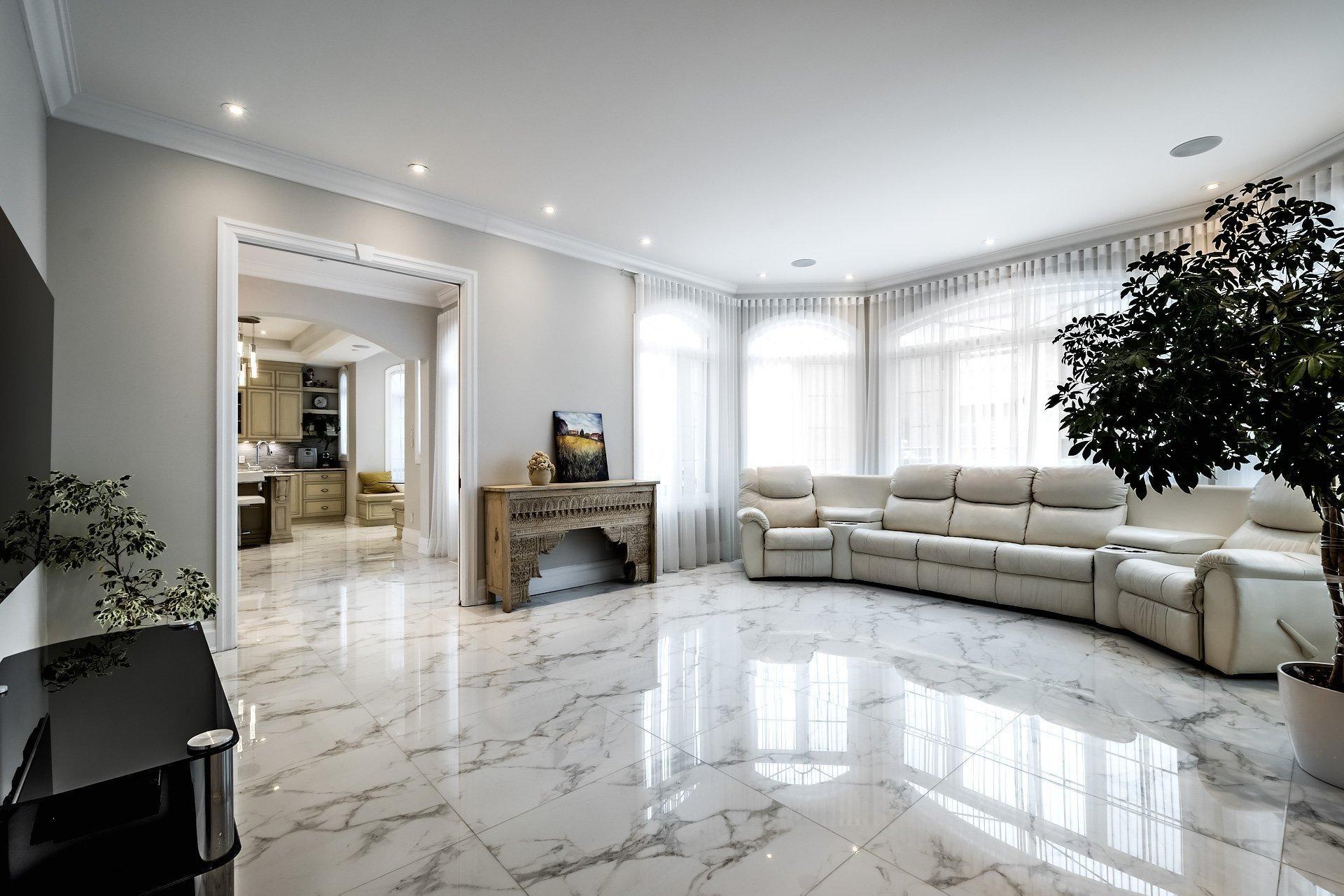 









5639


Av. Wolseley

,
Côte-Saint-Luc,




QC
H4W2L4

