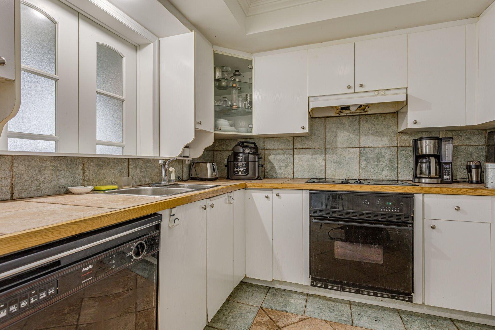 









1


Rue McGill

, 315,
Montréal (Ville-Marie),




QC
H2Y4A3

