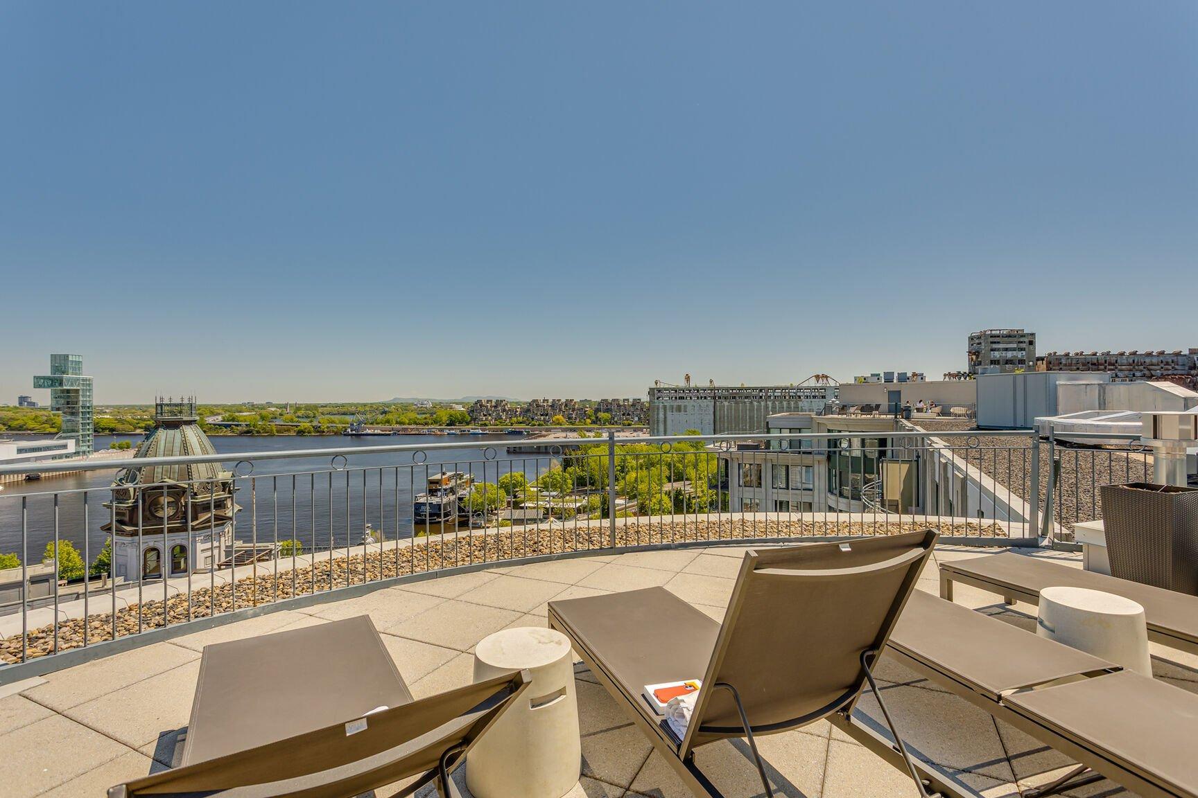 









1


Rue McGill

, 315,
Montréal (Ville-Marie),




QC
H2Y4A3

