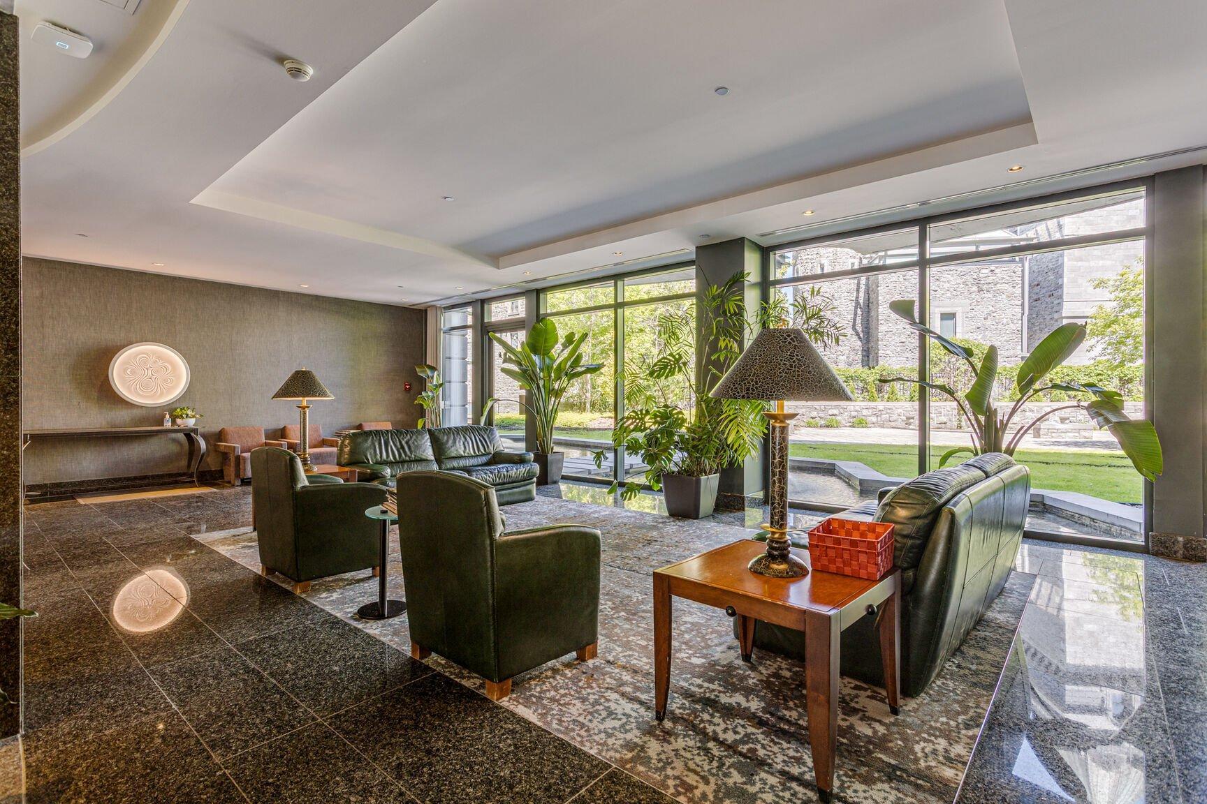 









1


Rue McGill

, 315,
Montréal (Ville-Marie),




QC
H2Y4A3

