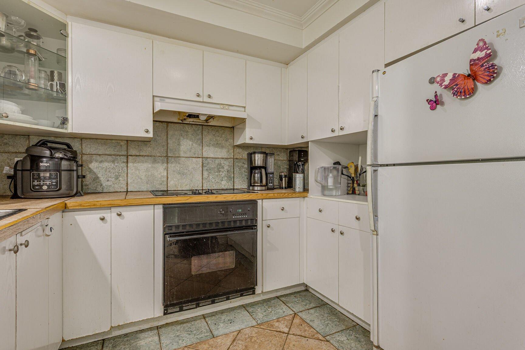 









1


Rue McGill

, 315,
Montréal (Ville-Marie),




QC
H2Y4A3

