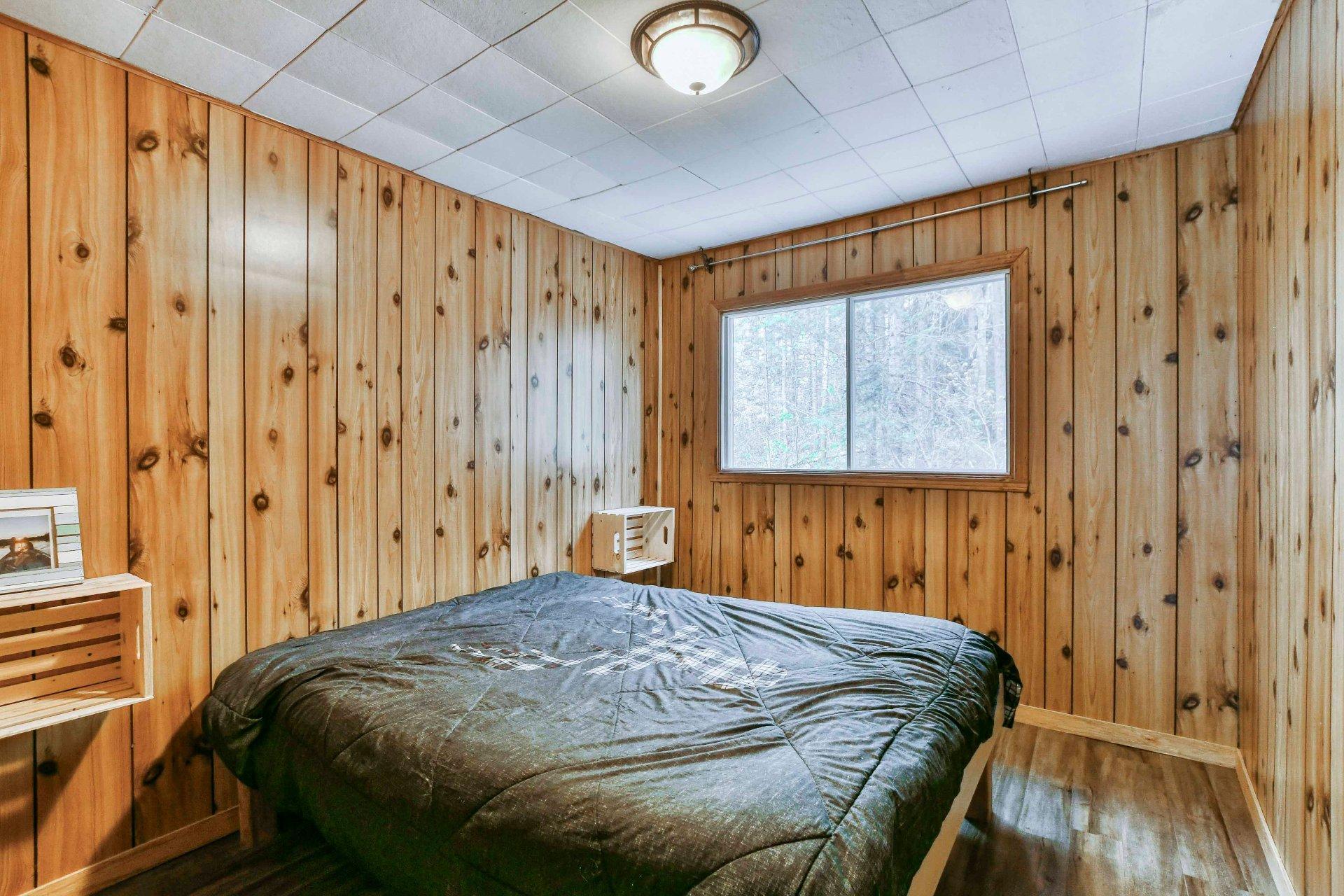 









4574


Ch. de Val-des-Lacs

,
Sainte-Agathe-des-Monts,




QC
J0T2P0

