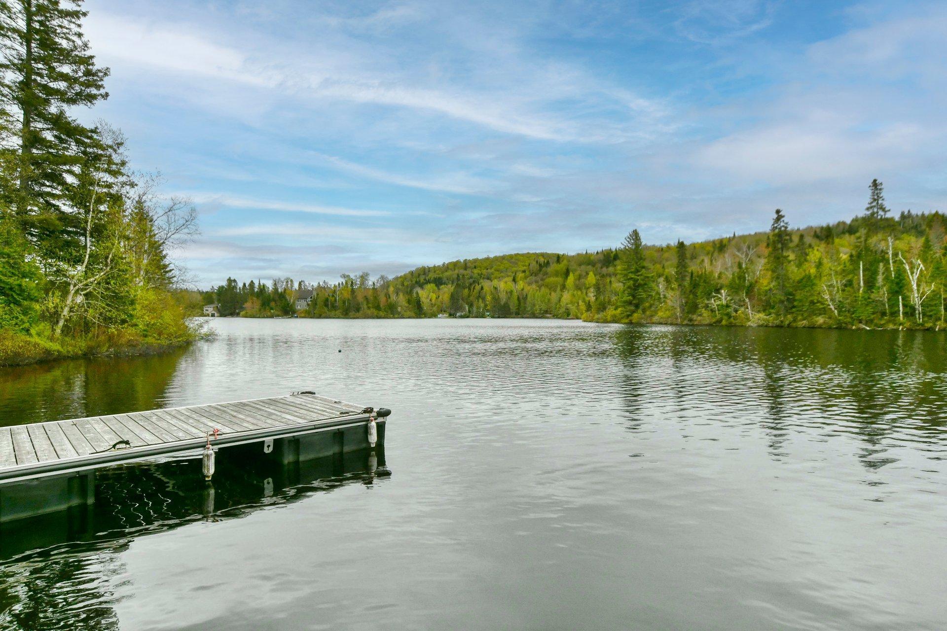 









4574


Ch. de Val-des-Lacs

,
Sainte-Agathe-des-Monts,




QC
J0T2P0

