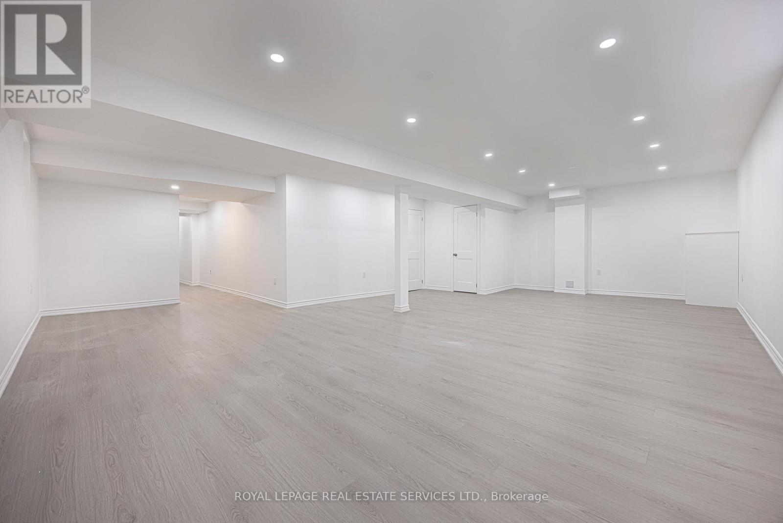 












1605 COPELAND CIRCLE

,
Milton,




Ontario
L9T8Y1

