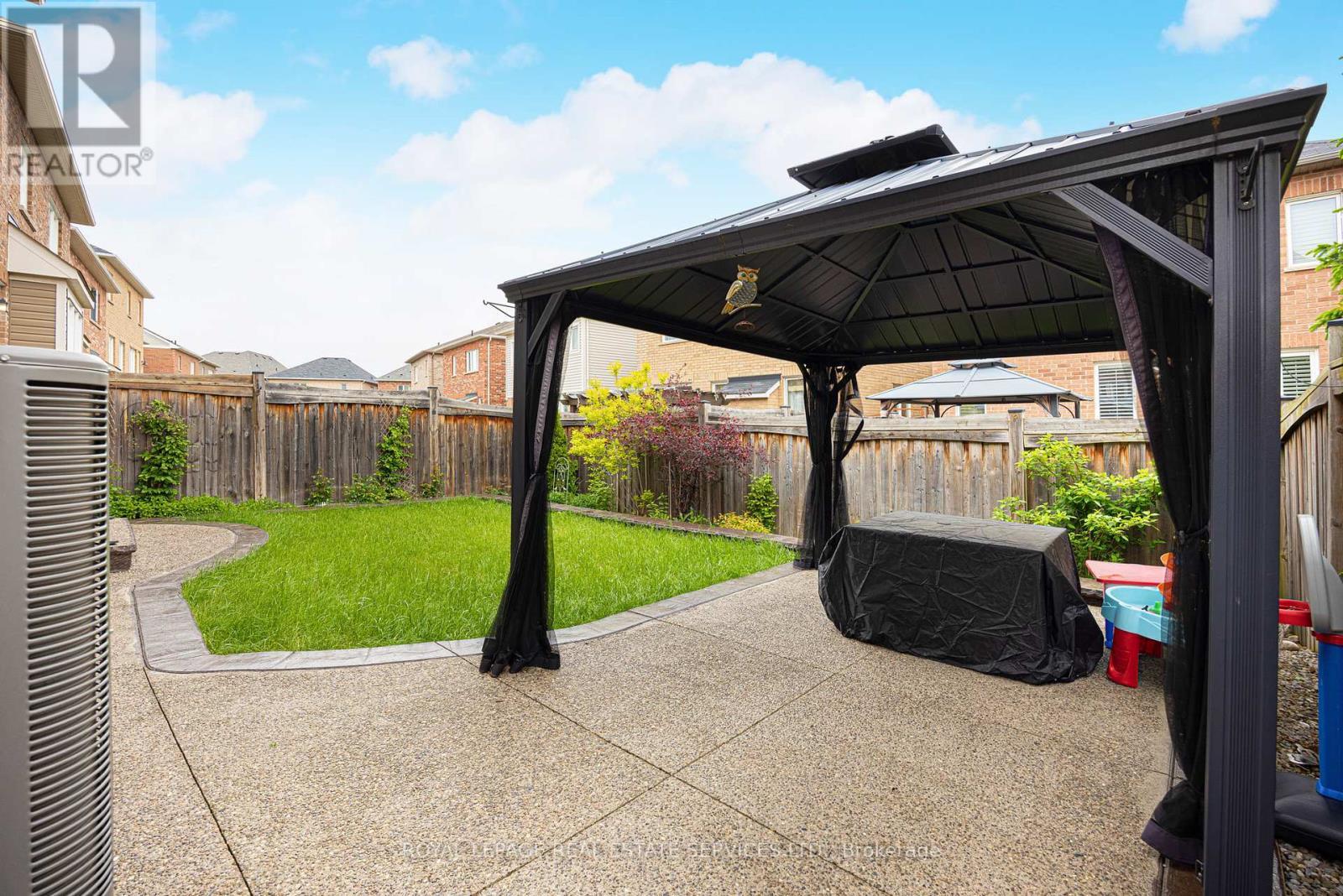 












1605 COPELAND CIRCLE

,
Milton,




Ontario
L9T8Y1

