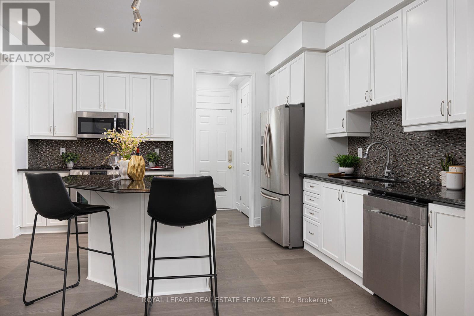 












1605 COPELAND CIRCLE

,
Milton,




Ontario
L9T8Y1

